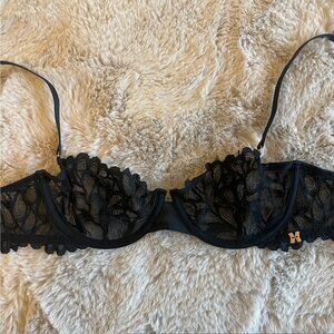 Savage x Fenty Fishnet And Lace Unlined Demi Cup - Size 34B, Color: Black